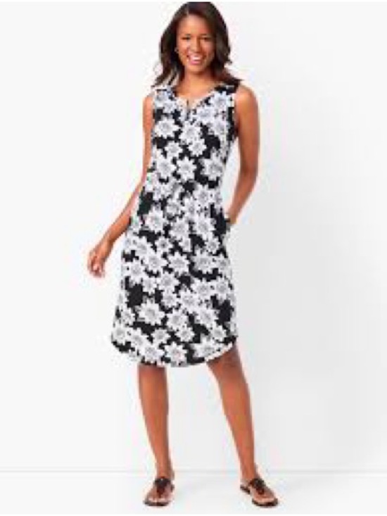 Talbots Dresses & Skirts - T by Talbots Sleeveless Black & White Floral Shift Dress Size Small
